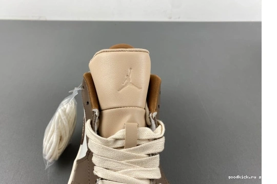 RETRO HF5743-221 HF5743-221 LOW  1 JORDAN 1217